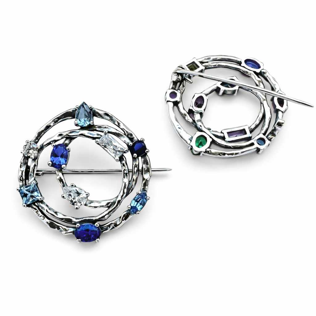 Брошка Всесвіт