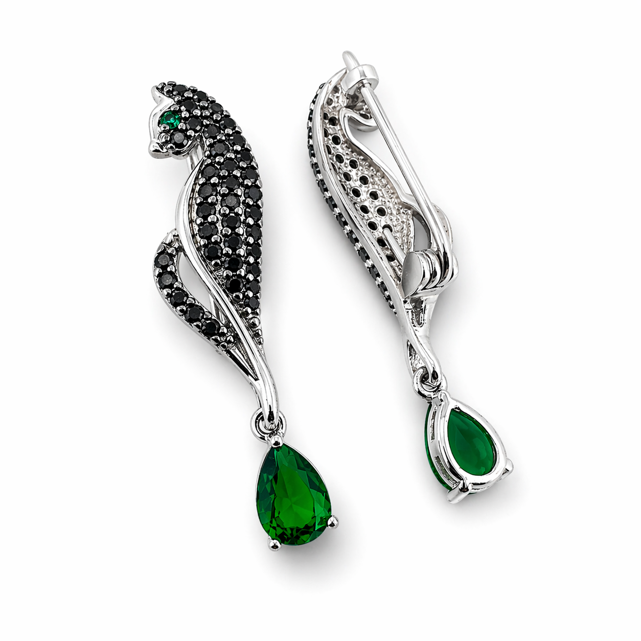 Брошка Силует